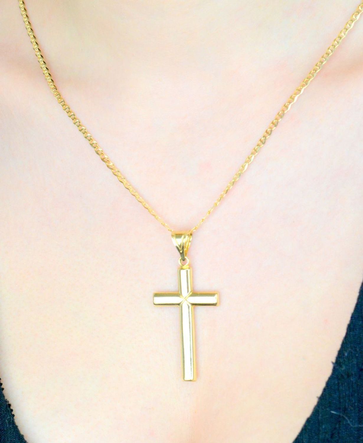 Duża złota zawieszka gładki krzyżyk 585 bez wizerunku ZA 526A 585. Duży złoty krzyżyk zawieszka do łańcuszka. Złota zawieszka krzyżyk. Złoty krzyżyk 585 bez wizerunku. Krzyżyk złoty na prezent.1.jpg